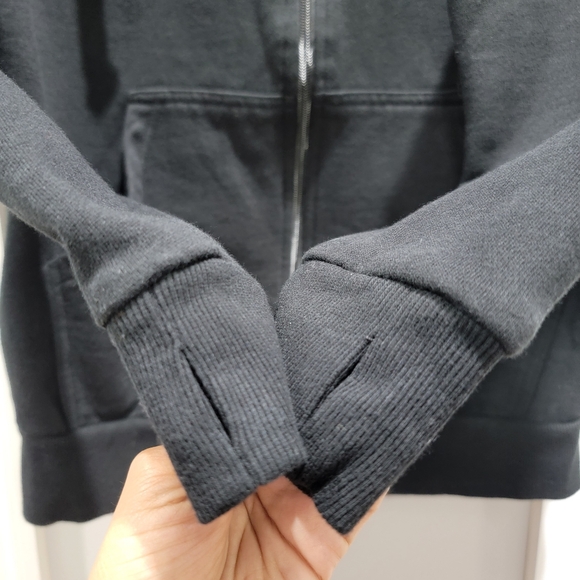 Beetlejuice the Musical Bundle "It's Showtime" Zippered Hoodie, Socks, and Tote - Picture 8 of 17